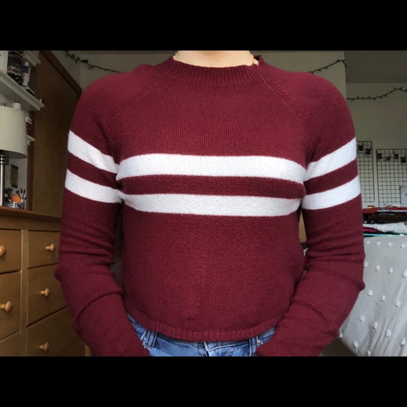 Crop Sweater - Picture 4 of 4